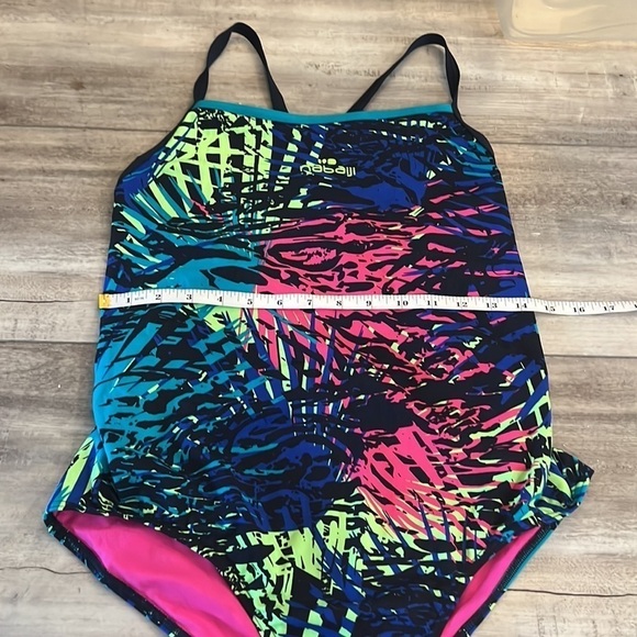 Nabaiji,Fun, Funky & Fabulous,Vibrant,Chlorine Resistant,Excellent Condition - Picture 13 of 13